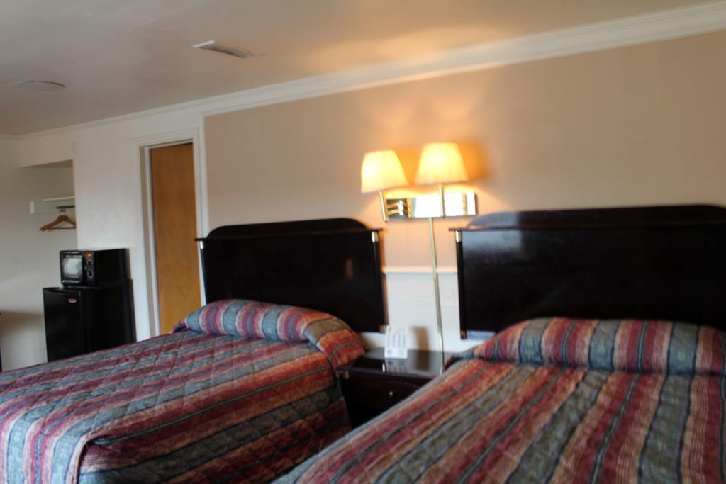 Super 7 Motel Columbia Chambre photo